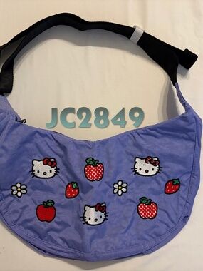 BAGGU Hello Kitty Medium Crescent Bag (NWT)